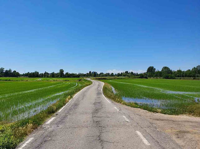 Abbracciami: il percorso ciclistico che “abbraccia” Milano